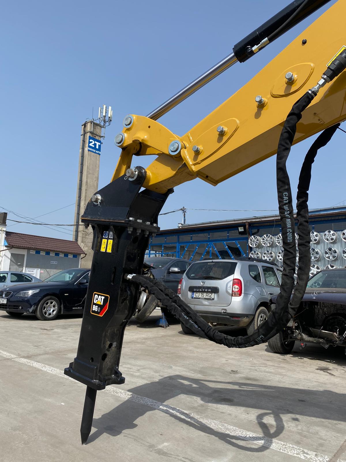 Închirieri utilaje Caracal — 2T Auto