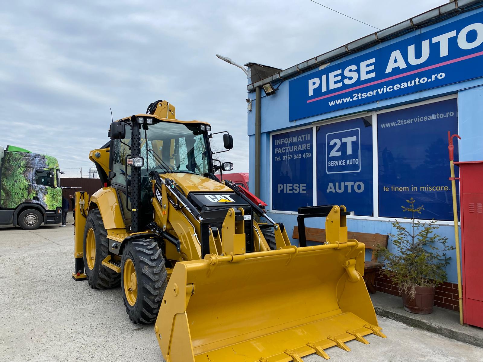Închirieri utilaje Caracal — 2T Auto
