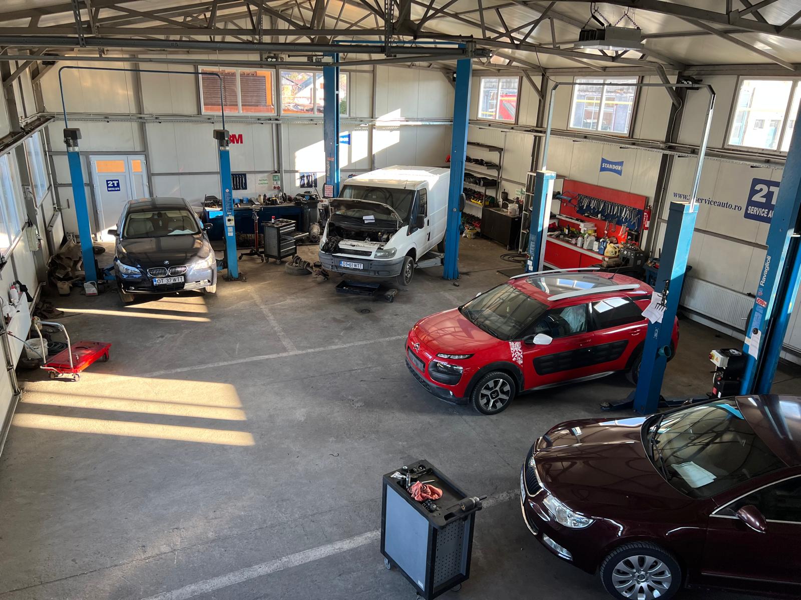 Atelier mecanică și prelucrări — service auto Caracal