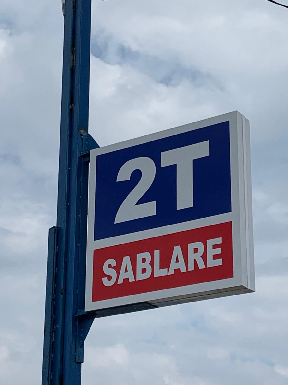 Indicator sablare 2T Auto Caracal — semn pe stâlp, județul Olt