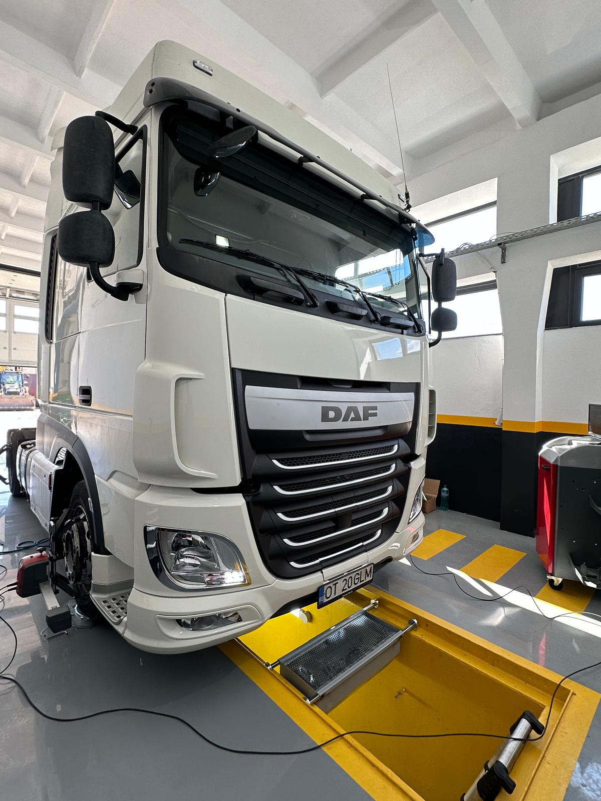 Service truck Caracal — 2T Auto